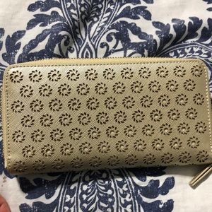 New in original packaging Jack Rogers wallet